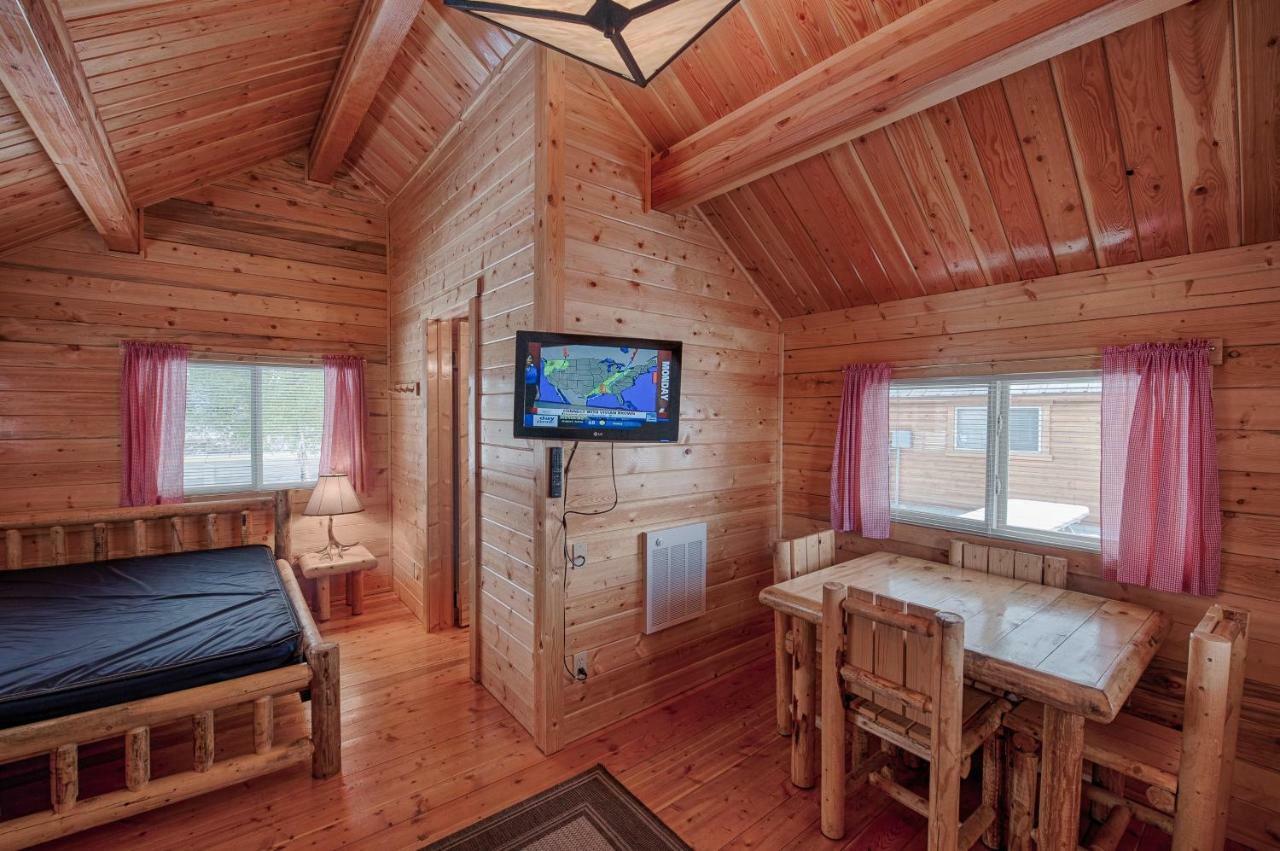Yellowstone Grizzly Rv Park And Cabins West Yellowstone Exterior foto